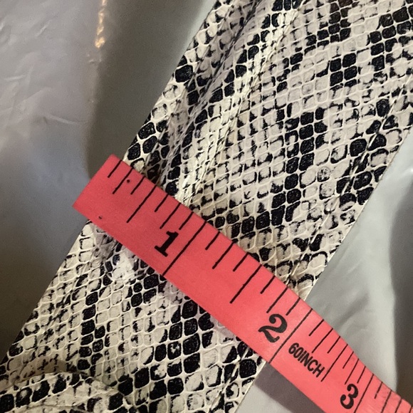 Vintage Stamped Silver and Leather Belt - Picture 7 of 8